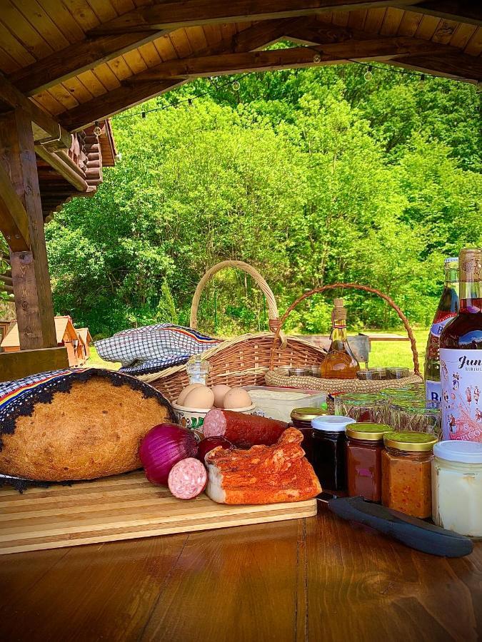 Rustic Cottage Sibiu Exterior photo