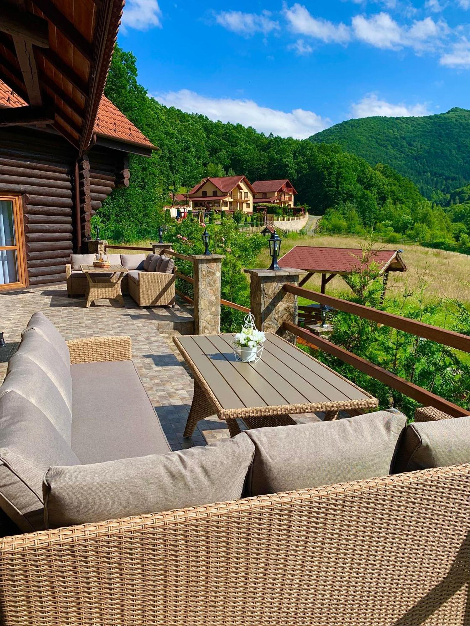 Rustic Cottage Sibiu Exterior photo